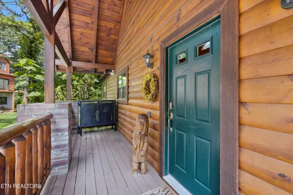 $975,000 | 1424 Rocky Top Way, Townsend, TN 37882