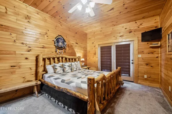 $975,000 | 1424 Rocky Top Way, Townsend, TN 37882