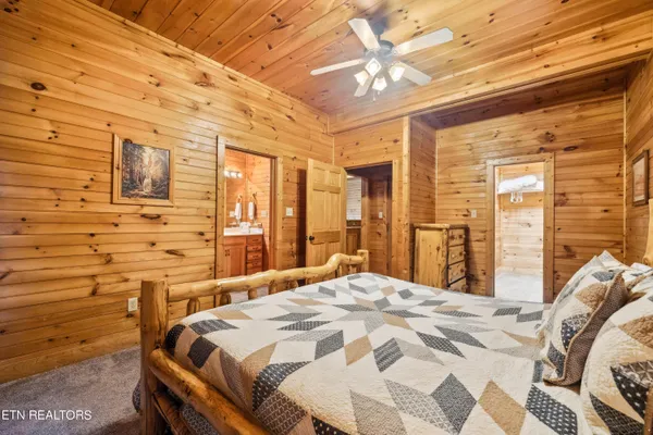 $975,000 | 1424 Rocky Top Way, Townsend, TN 37882