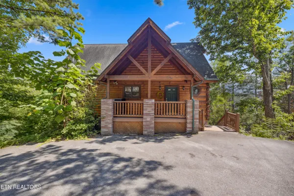 $975,000 | 1424 Rocky Top Way, Townsend, TN 37882