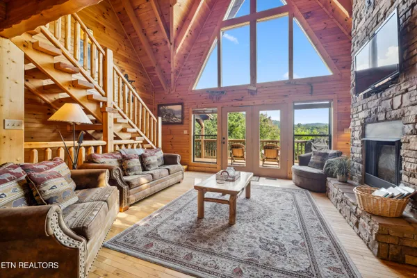 $975,000 | 1424 Rocky Top Way, Townsend, TN 37882