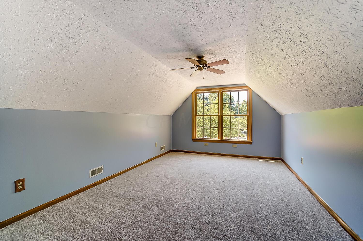 667 Ridenour Road Columbus, OH 43230 - Photo 42 of 66