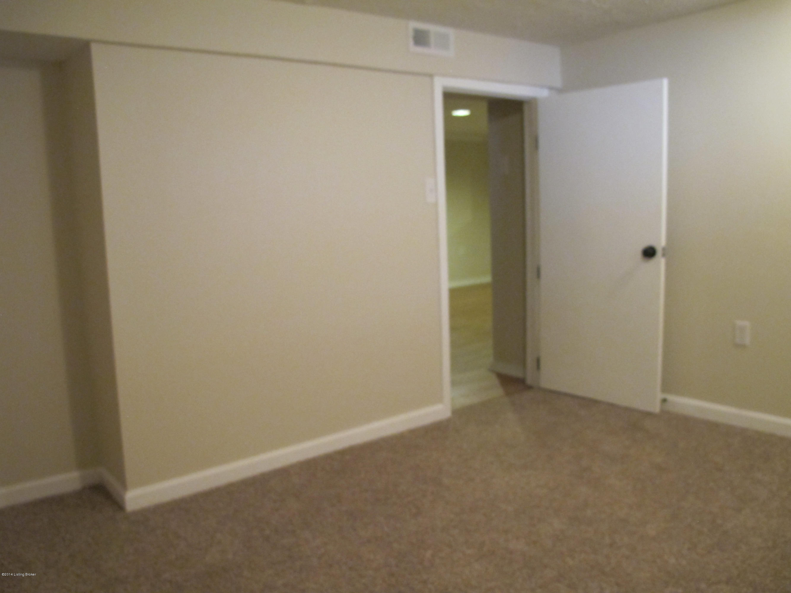 6704 El Rancho Road Louisville, KY 40291 - Photo 22 of 29 IMG_0026