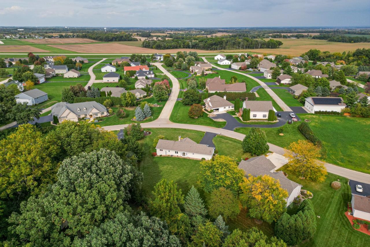 625 Waco Way Poplar Grove, IL 61065 - Photo 31 of 34 an aerial view of a city