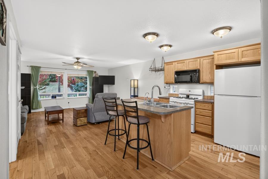 2715 Robinson Park Road Moscow, ID 83843 - Photo 8 of 31 Gallery Image 8