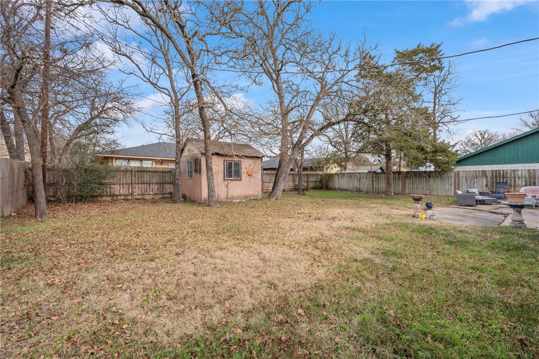 3302 Oregon Trail Bryan, TX 77803 - Photo 17 of 18