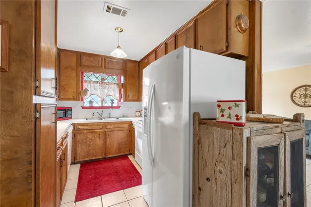 $213,500 | 3302 Oregon Trail, Bryan, TX 77803