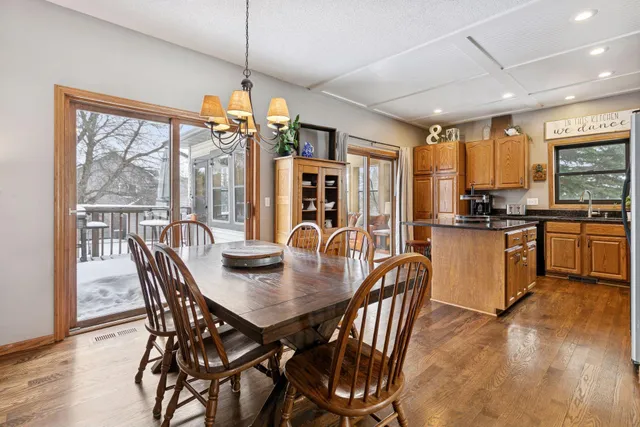 $525,000 | 16862 Illinois Avenue, Lakeville, MN 55044