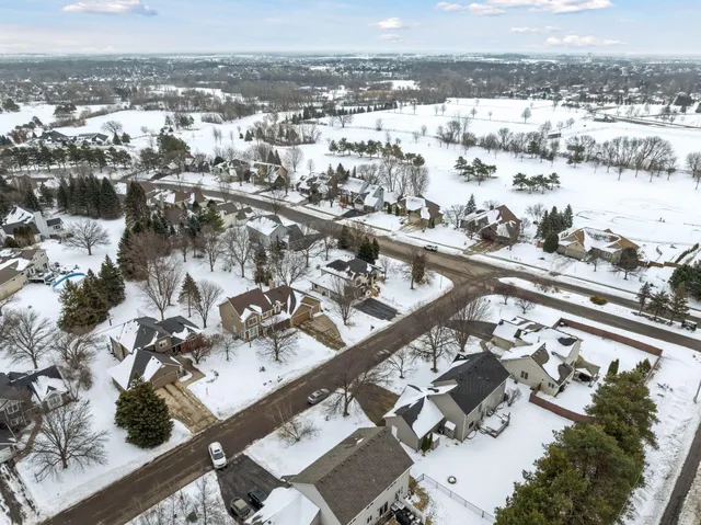 $525,000 | 16862 Illinois Avenue, Lakeville, MN 55044