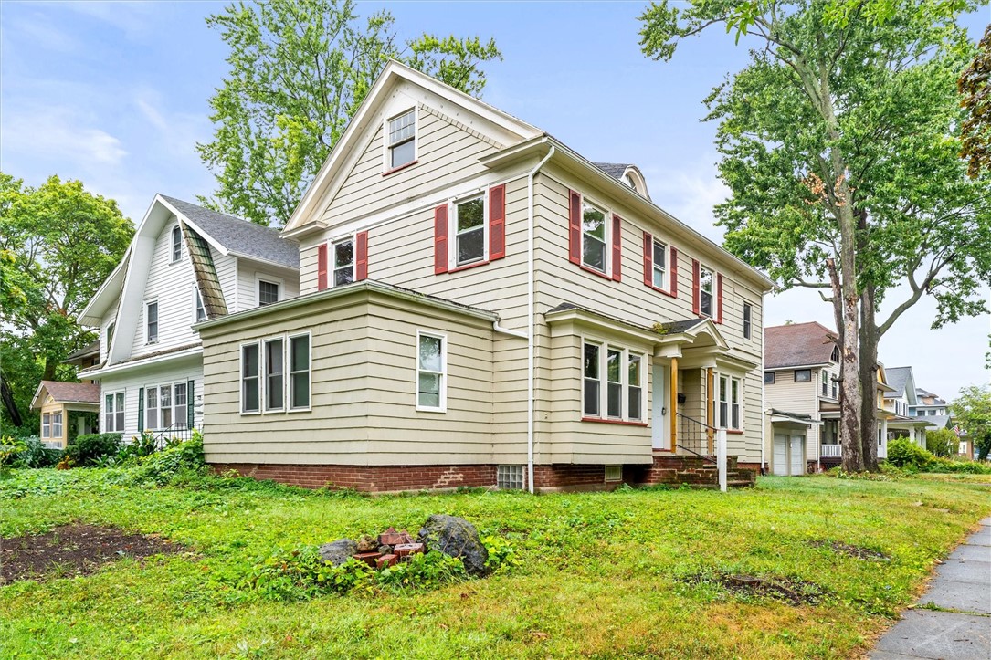 19 Genesee Park Boulevard Rochester, NY 14611 - Photo 5 of 50
