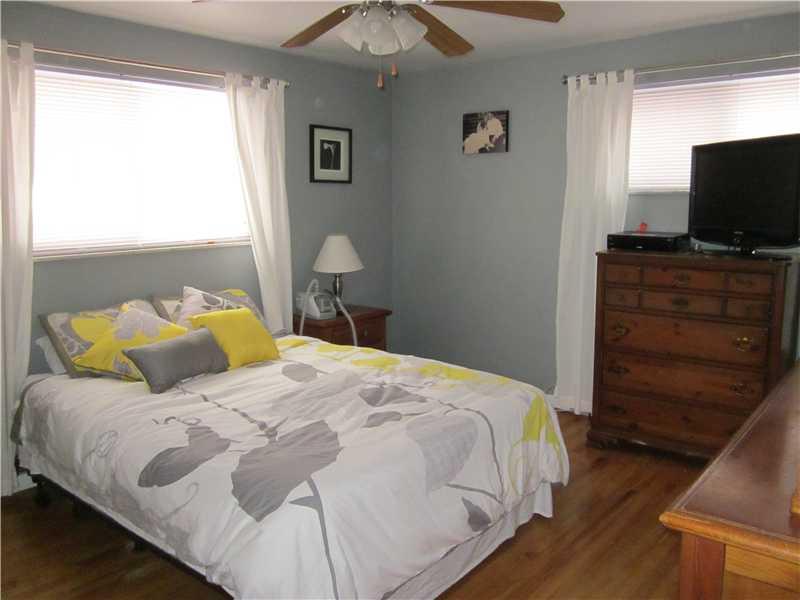 607 Burtner Road Natrona Heights, PA 15065 - Photo 6 of 10 Master Bedroom.