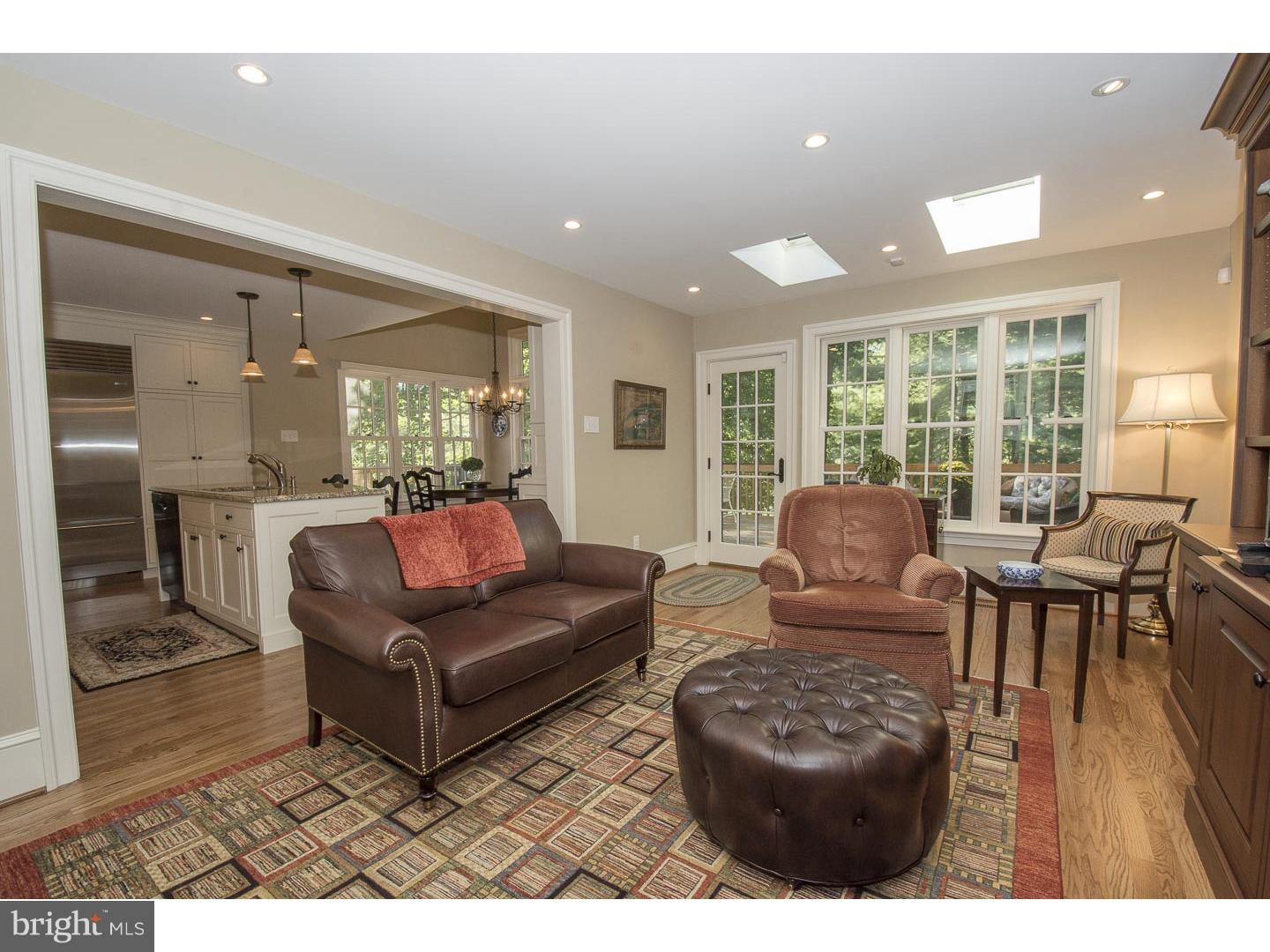 440 Waynesbrooke Road Berwyn, PA 19312 - Photo 11 of 23 Family Room