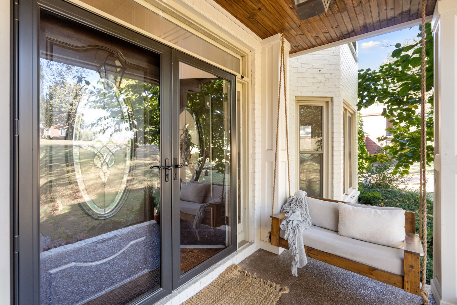 405 Ridge View Court Franklin, TN 37067 - Photo 2 of 55