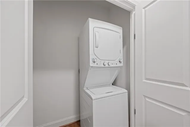 $1,600 | 360 Ponce De Leon Avenue Northeast, Unit 15, Atlanta, GA 30308