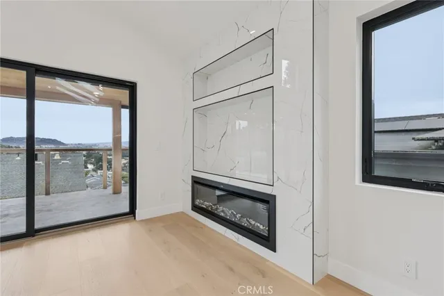 $2,390,000 | 526 Klamath Street, Brisbane, CA 94005