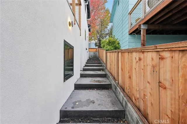 $2,390,000 | 526 Klamath Street, Brisbane, CA 94005