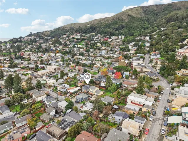 $2,390,000 | 526 Klamath Street, Brisbane, CA 94005