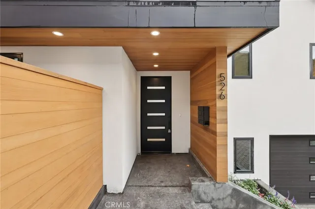 $2,390,000 | 526 Klamath Street, Brisbane, CA 94005