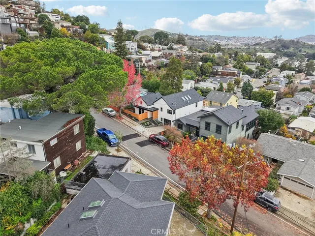 $2,390,000 | 526 Klamath Street, Brisbane, CA 94005