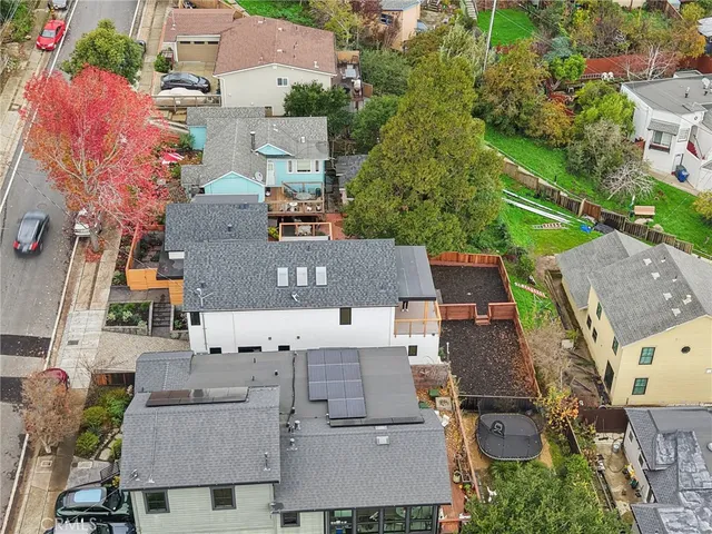 $2,390,000 | 526 Klamath Street, Brisbane, CA 94005