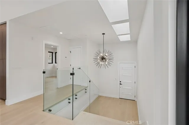 $2,390,000 | 526 Klamath Street, Brisbane, CA 94005