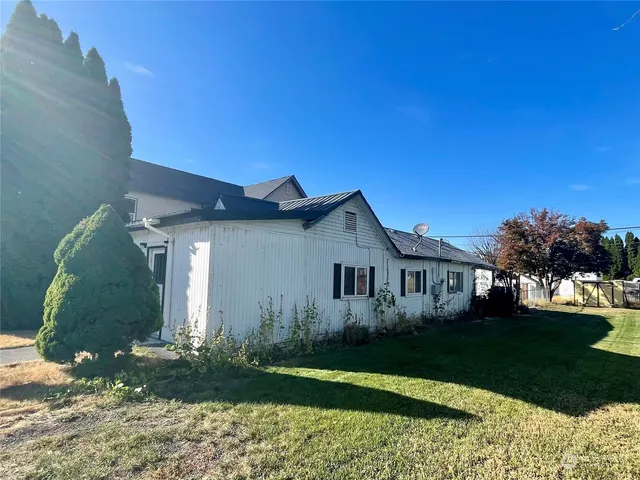 $69,000 | 206 East Main Street, Coulee City, WA 99115