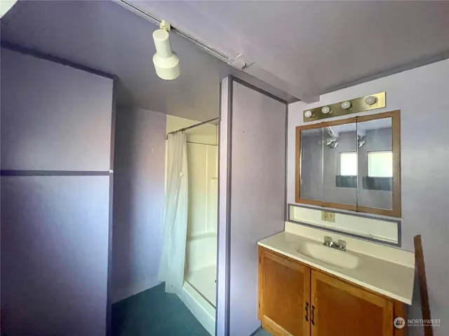 $69,000 | 206 East Main Street, Coulee City, WA 99115