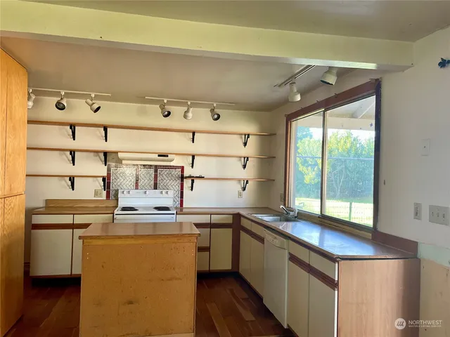 $69,000 | 206 East Main Street, Coulee City, WA 99115