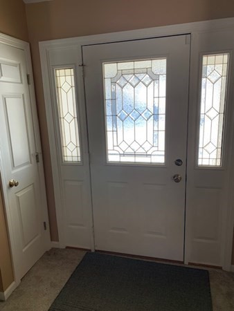 109 Whitaker Road Westfield, MA 01085 - Photo 2 of 22 Gallery Image 2