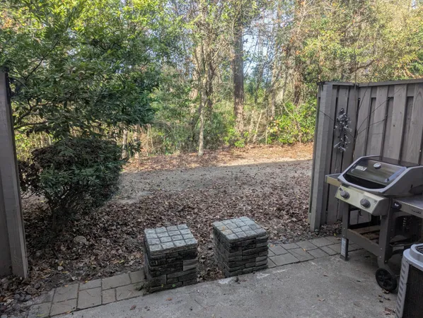 $1,700 | 507 Stinson Drive, Unit 6G, Charleston, SC 29407