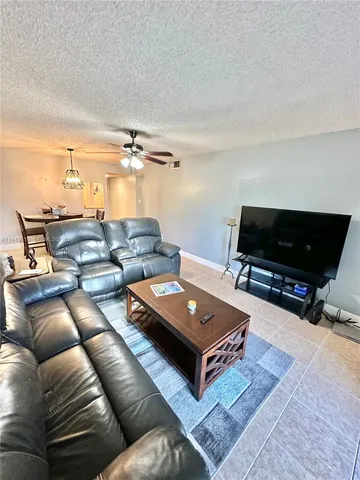 $2,200 | 7561 Northwest 16th Street, Unit 2208, Plantation, FL 33313