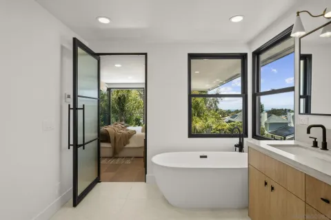 $5,495,000 | 13974 Boquita Drive, Del Mar, CA 92014