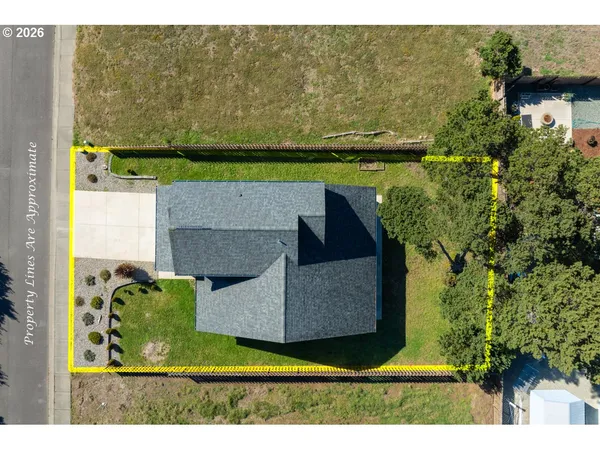 a view of outdoor space and yard