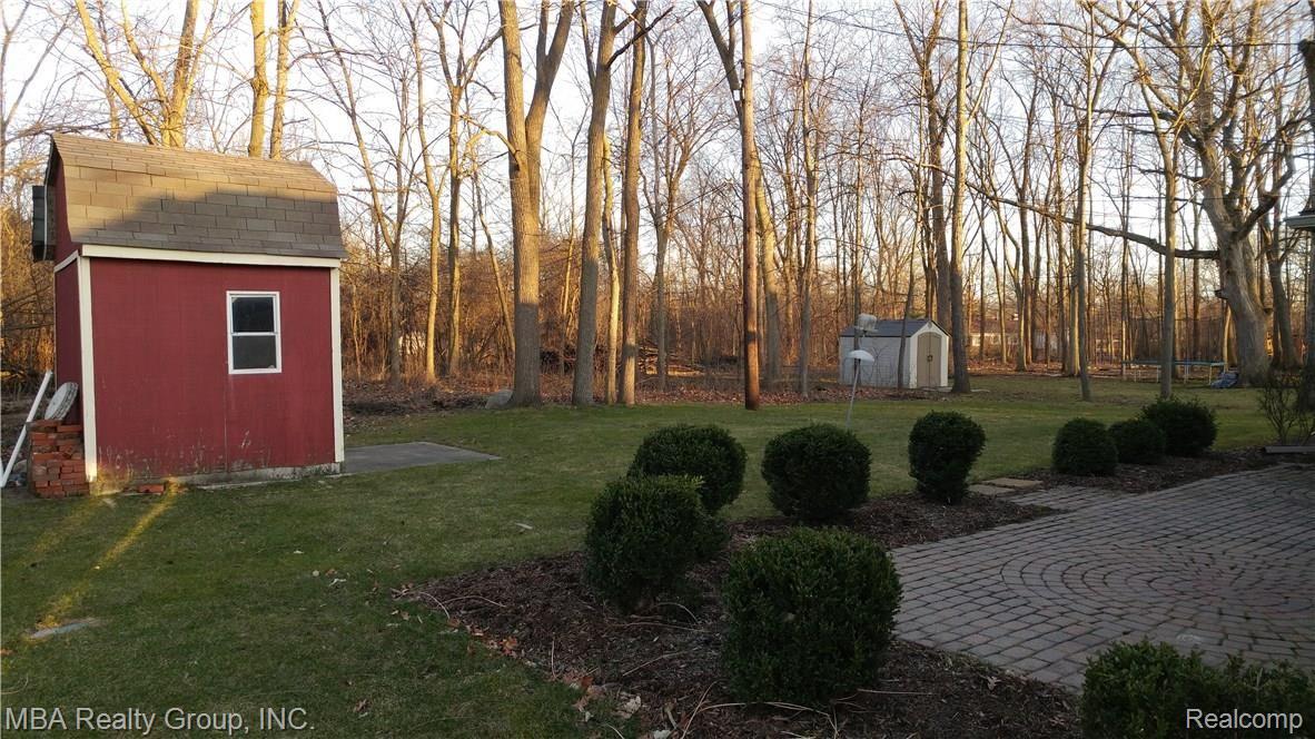 21715 Meridian Road Grosse Ile, MI 48138 - Photo 49 of 51 20170304_174532.jpg