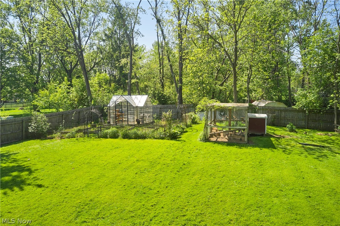3368 Wadsworth Road Norton, OH 44203 - Photo 3 of 32