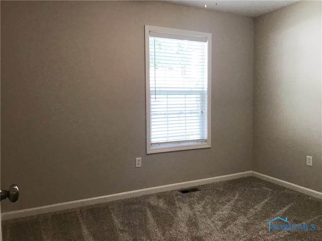4702 Vineyard Road Toledo, OH 43623 - Photo 15 of 23 Gallery Image 15