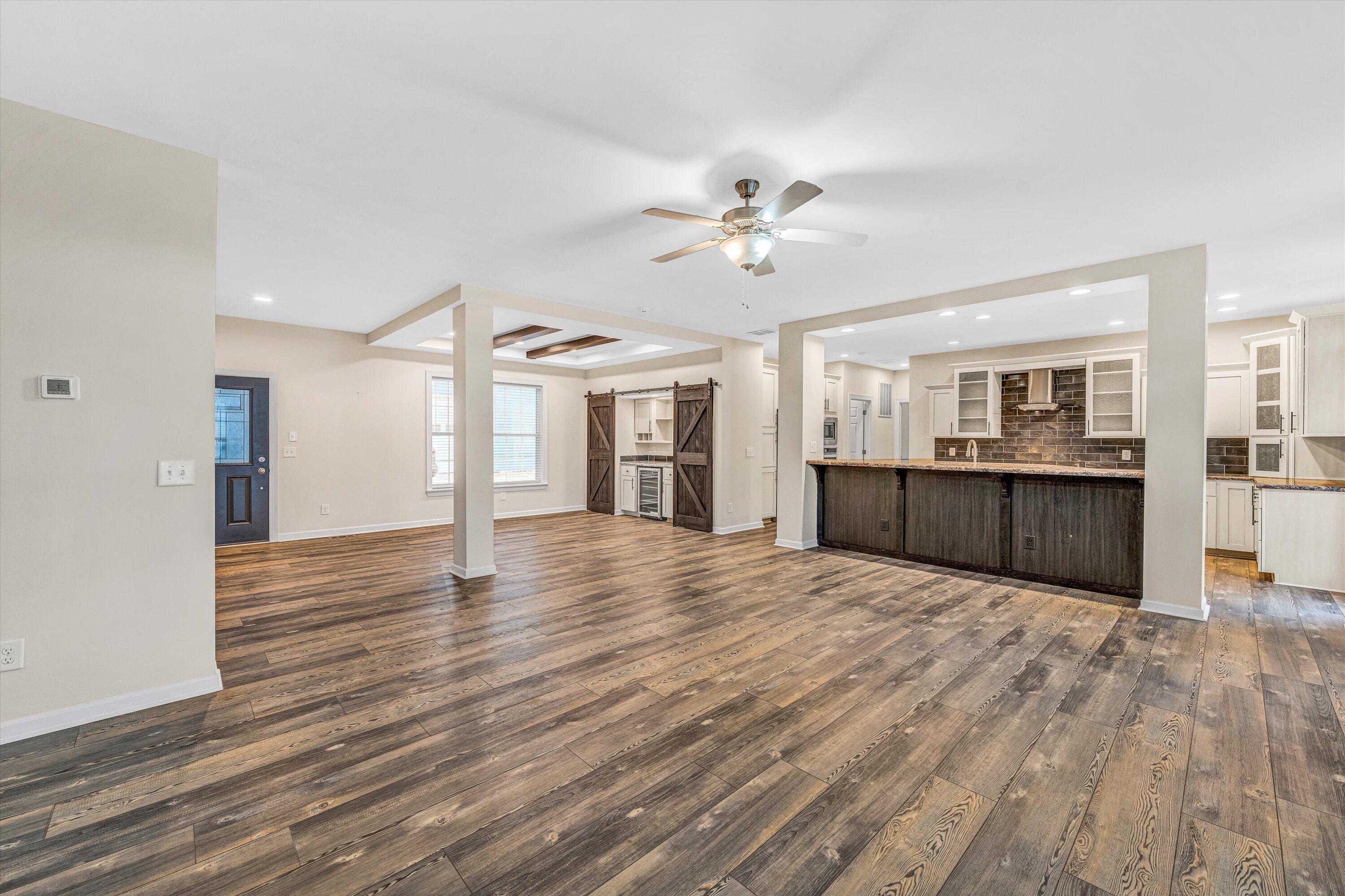 219 Emerald Point Penhook, VA 24137 - Photo 13 of 52 11-DSC00019