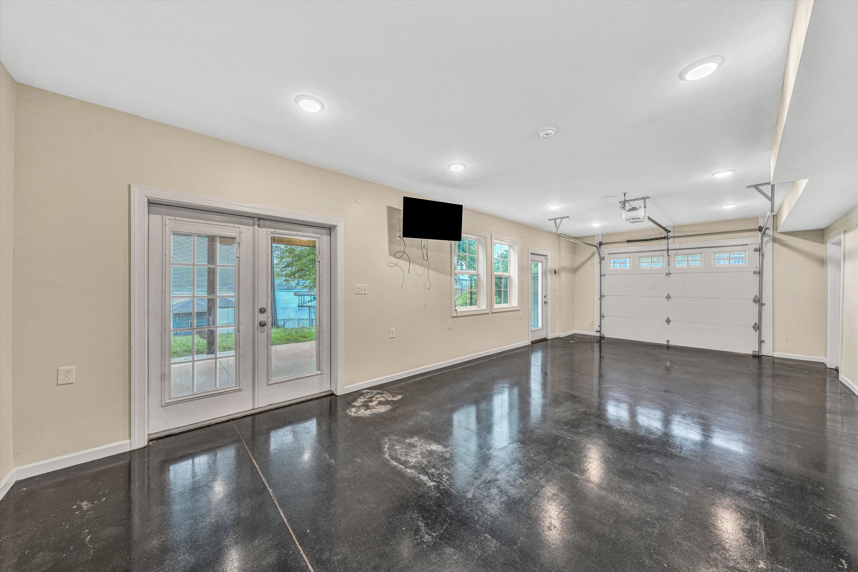 219 Emerald Point Penhook, VA 24137 - Photo 31 of 52 29-DSC00073