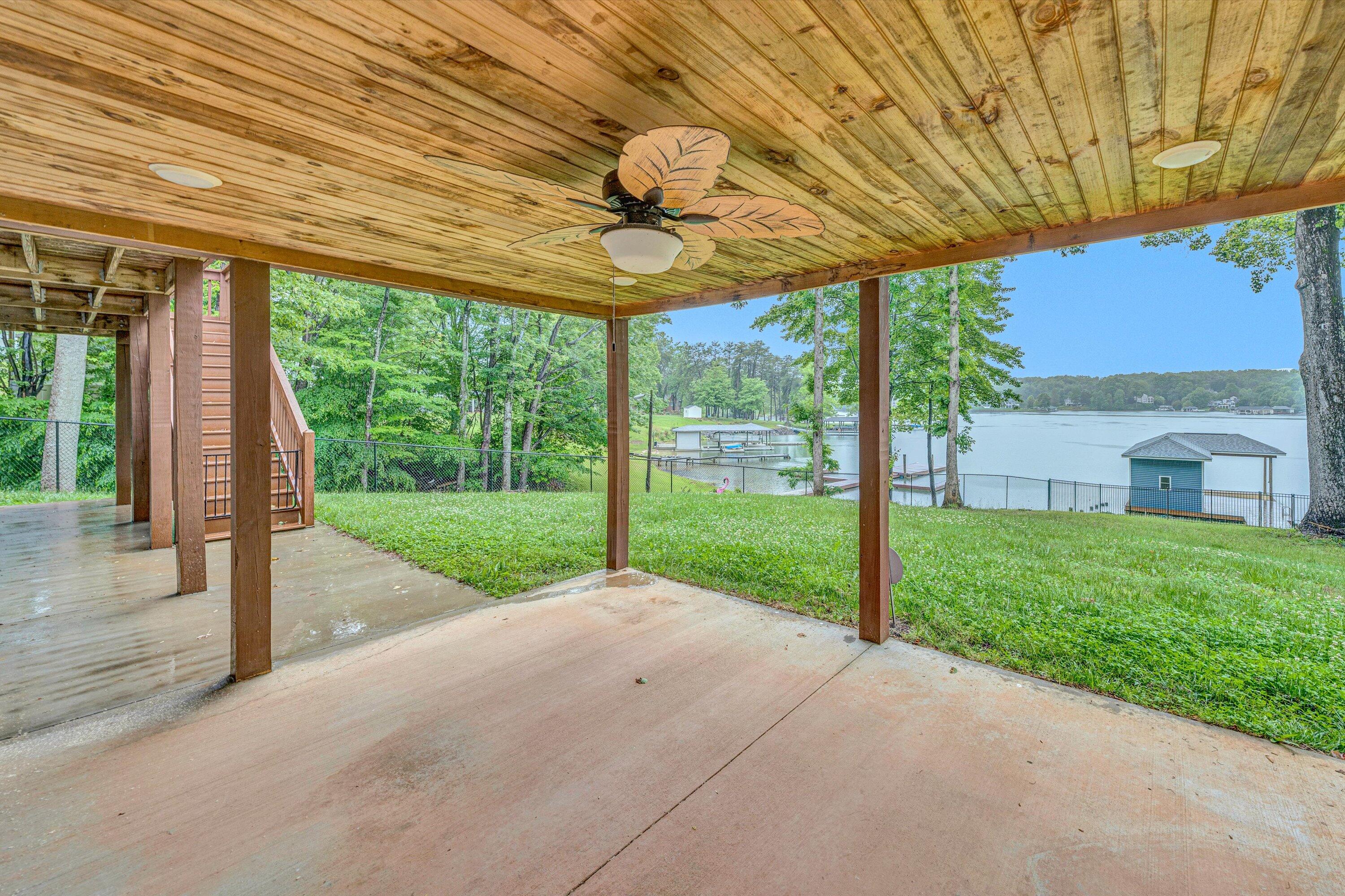 219 Emerald Point Penhook, VA 24137 - Photo 37 of 52 35-DSC00091