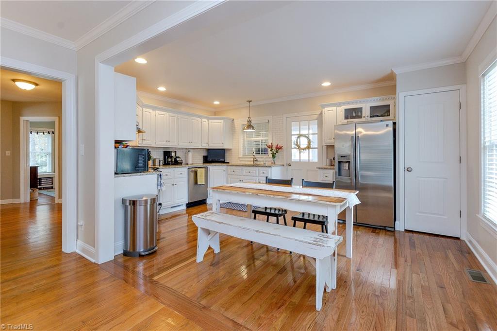 326 Ridgecrest Road Asheboro, NC 27203 - Photo 11 of 42 Gallery Image 11