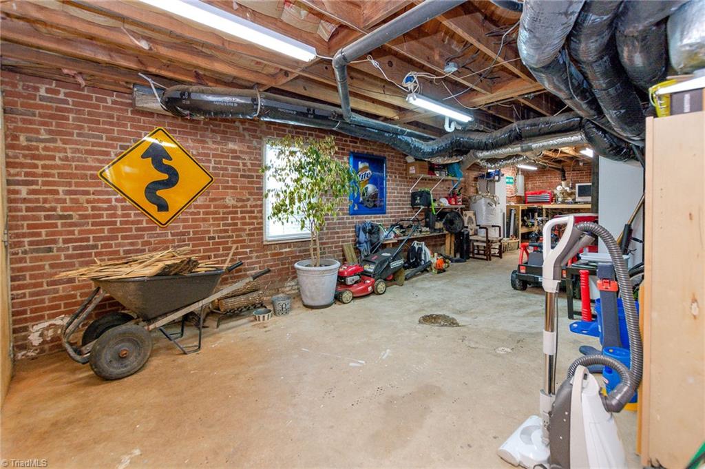 326 Ridgecrest Road Asheboro, NC 27203 - Photo 35 of 42 Gallery Image 35