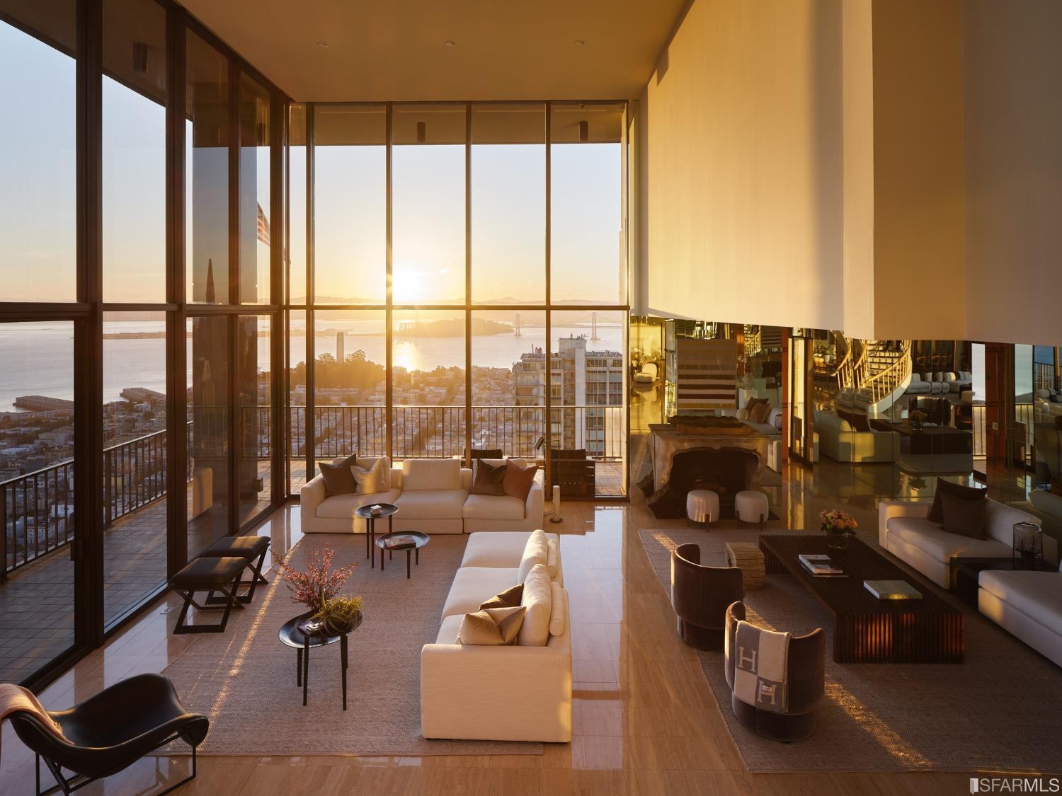 999 Green Street, Unit 3201 San Francisco, CA 94133 - Photo 4 of 28 a living room with furniture and floor to ceiling window