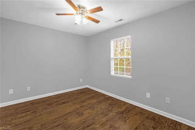 $227,500 | 135 Pineywood Street, Thomasville, NC 27360