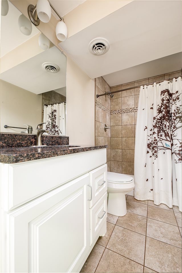 7369 Sullivan Road Grawn, MI 49637 - Photo 15 of 21 1880187-14.JPG