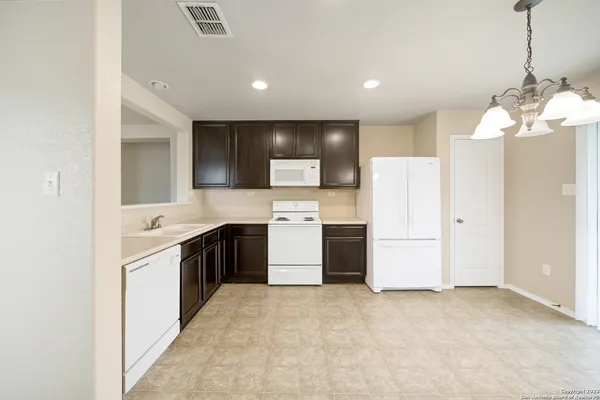 $1,695 | 6006 Scenic Links, Schertz, TX 78108