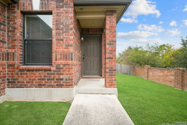 $1,695 | 6006 Scenic Links, Schertz, TX 78108