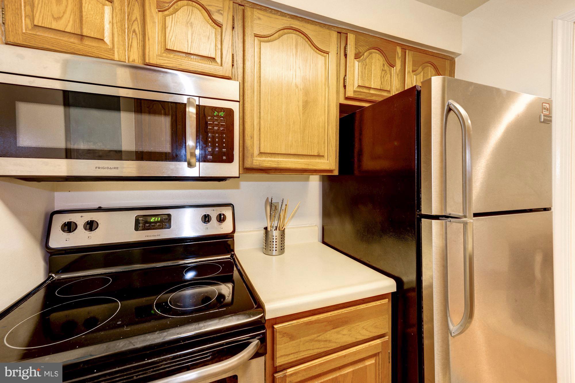 1477 A Street Northeast, Unit 1477 Washington, DC 20002 - Photo 10 of 27 SS Appliances in kitchen