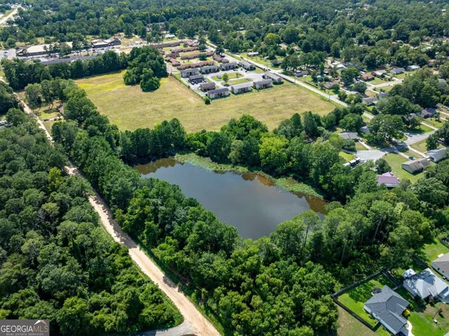 $299,900 | 33 Oquinn Road, Tifton, GA 31794