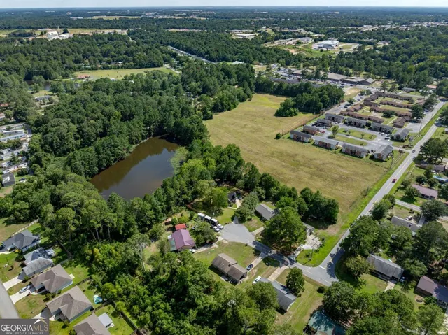 $299,900 | 33 Oquinn Road, Tifton, GA 31794