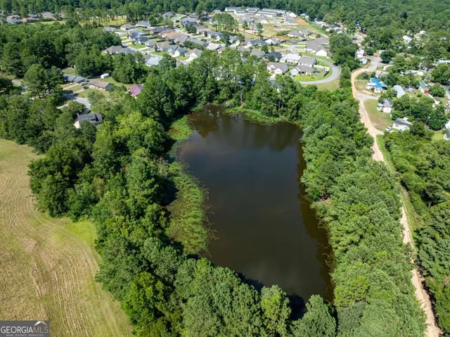 $299,900 | 33 Oquinn Road, Tifton, GA 31794